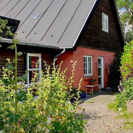 Farmors Hus Aparthotel Rude  Exteriör bild